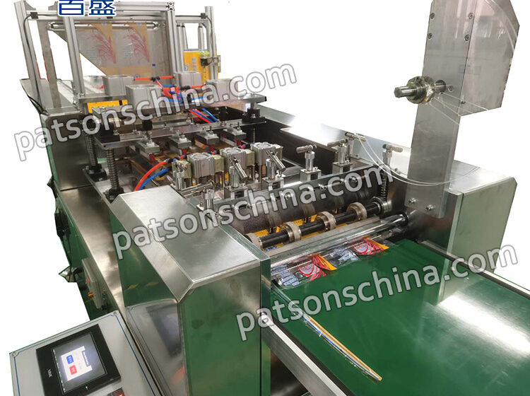 KF94 mask 4 side sealing packing machine(3 lane)